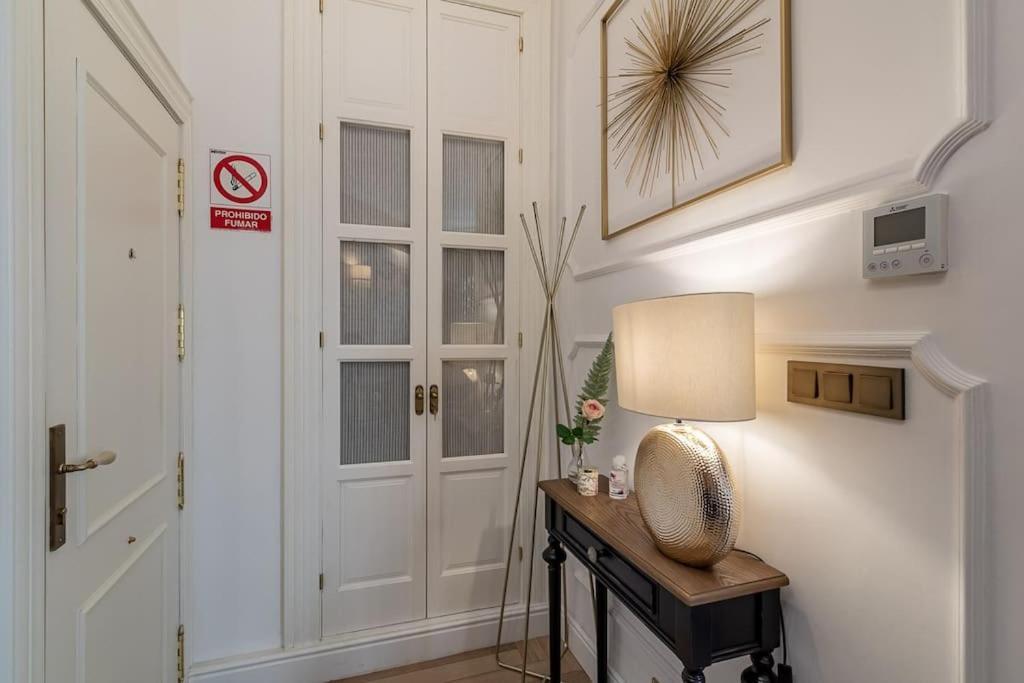 Ch Elvira Luxury Apartment Granada Eksteriør bilde