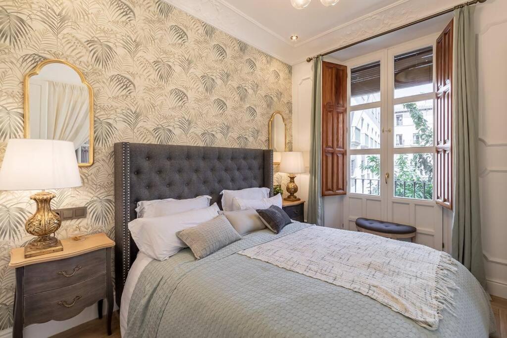 Ch Elvira Luxury Apartment Granada Eksteriør bilde