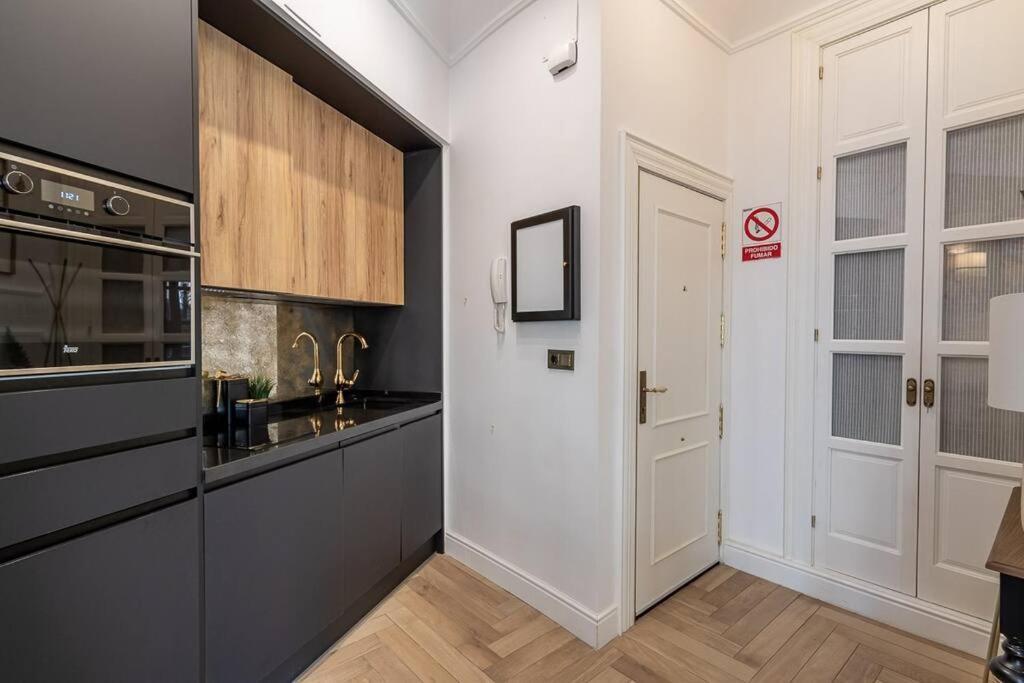 Ch Elvira Luxury Apartment Granada Eksteriør bilde